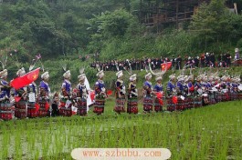 10月有什么苗族节日(苗族的节日有什么节日呀)